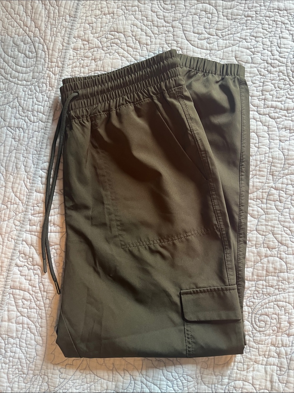Women’s Olive Green Elastic Waist Cargo Pants
